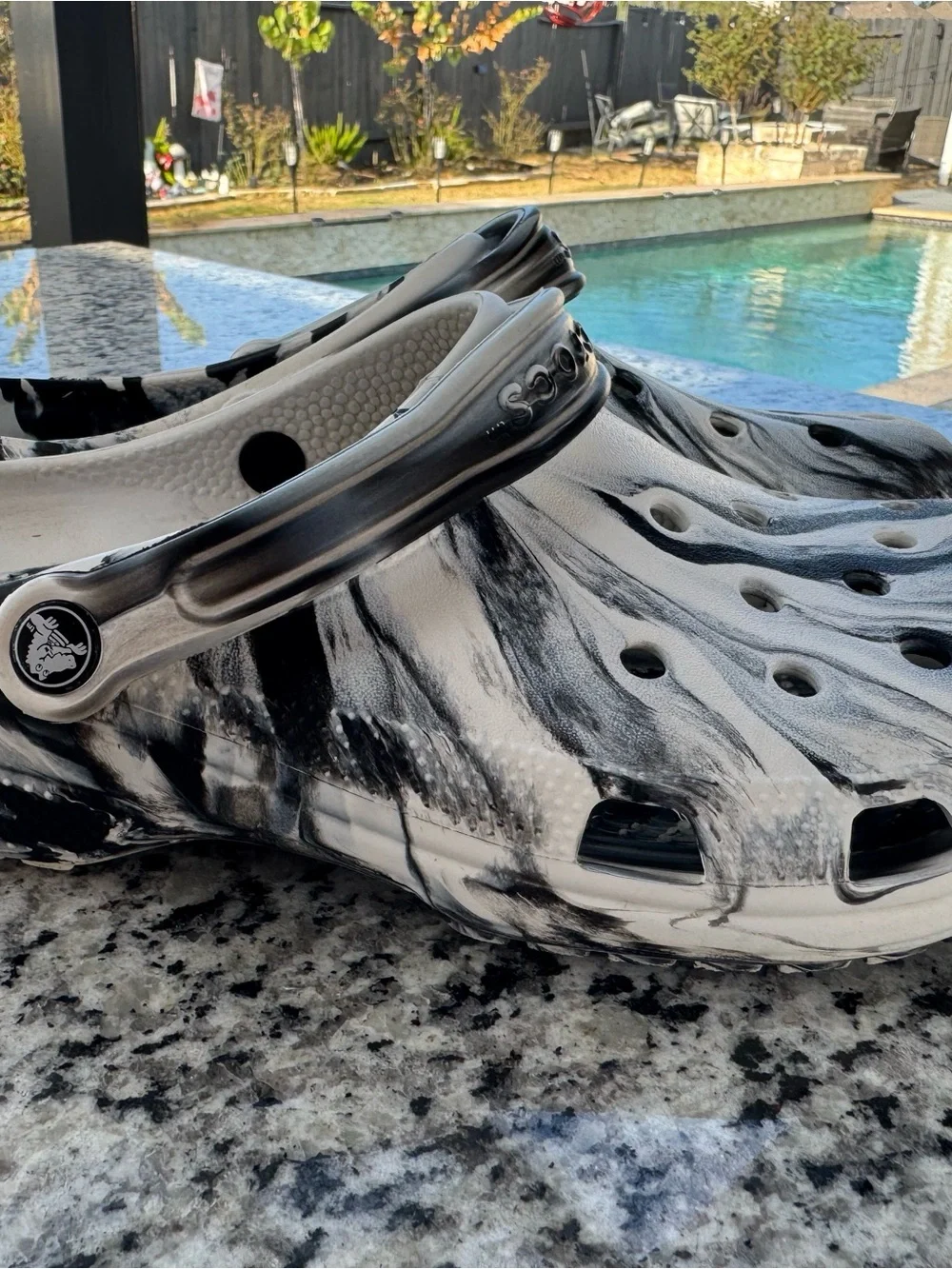 CROCS image shows